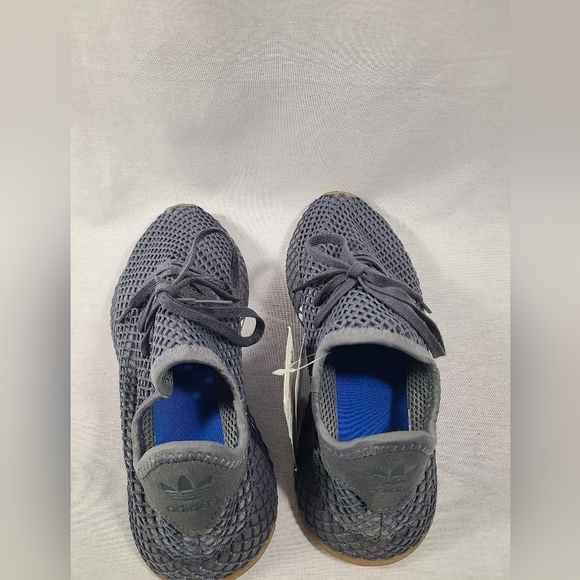 Adidas Deerupt runner- New with tags- Size 4.5 youth - Picture 6 of 7